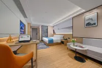 Pearl Hotel (Zhuhai Gongbei Port Couples Middle Road Branch) Hotels near Naobeishan