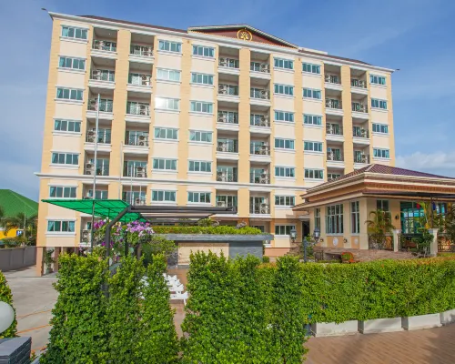 Royal Grand Pattaya Hotels near Wat Sutthawat