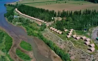 Xinjiang Jiaotong Forest-seeking Wild Highway Camp.