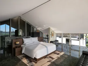 Jiangnan House  Yangcheng Lake