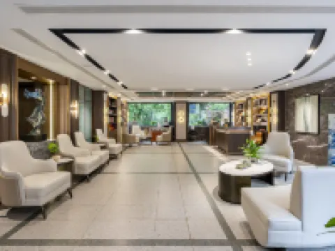 Lushan Zhihong Hotel (Meilu Store, Guling Street, Mount Lushan Scenic Zone) Hotels in Lu Shan