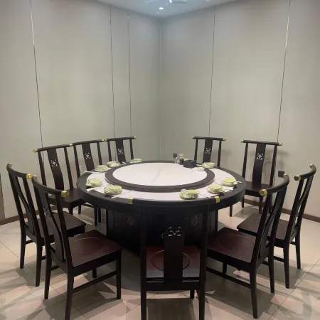 Quanxin Grand Hotel