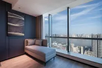 Wuhan Jianghan Road Pedestrian Street High-Altitude Jiang Scene Atour Hotel Hotels near Hubei University