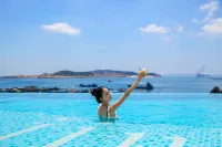 Jiumo ENJOYS · Pingtan Sunrise Windmill Sea View Homestay - インフィニティプール