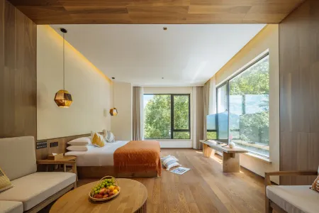 Floral Lux Hotel (Moskyland Hujian Villa by Jiuhua Mountain) Отели рядом с достопримечательностью «Zhiyuan Chenxi»