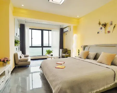 Starry Sky Movie Homestay Hotels in Wugang