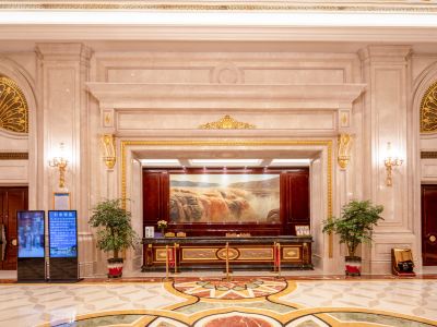 Golden Huanghe Grand Hotel