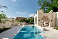 Fanze Wild Luxury Hotel