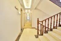 โรงแรม ฮอลิเดย์ จิ่วเฟิง (สาขา ศูนย์บริการนักท่องเที่ยว โกวโข่ว จิ่วจ้ายโกว)