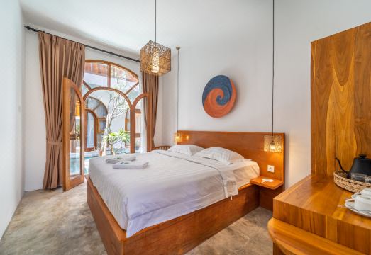 5. 율라만 호텔..