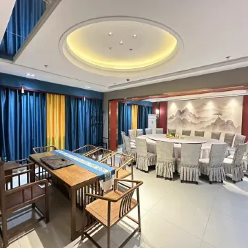 Changzheng Hotel