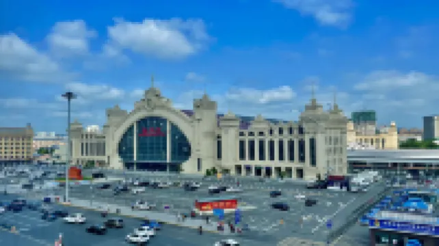 โฮมอินน์ · นีโอ (สถานีรถไฟหมู่ตันเจียง ดาชาง นิวมาร์ท)