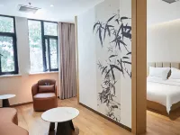 Beijing Tianhongshan Hotel Các khách sạn gần Prince Kung's Mansion