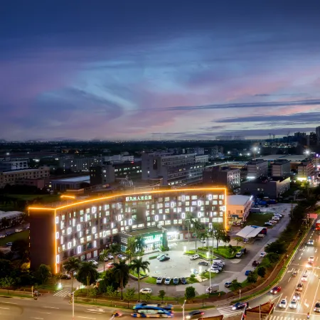 Jiuzhou Talent Apartment Отели рядом с достопримечательностью «Жухайский конный корт»