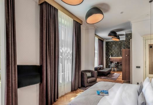 못틀 하우스 위치