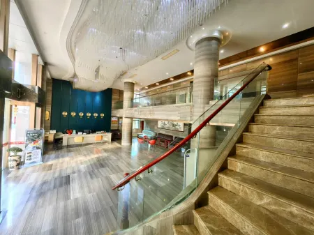 Luming Hotel Отели в г. Вупин