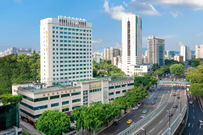 燕嶺大廈(廣州東站燕塘地鐵站店) 廣州市公安管理幹部學院附近的飯店