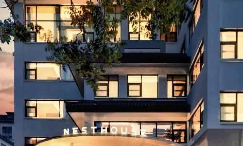 nesthouse
