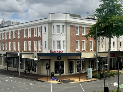 Ramada by Wyndham Hamilton City Center