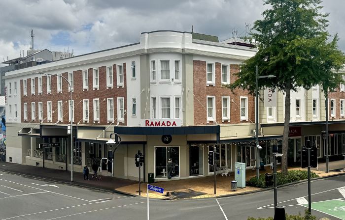 Ramada by Wyndham Hamilton City Center