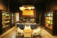 Jizhou Kiln Persimmon Tree Homestay