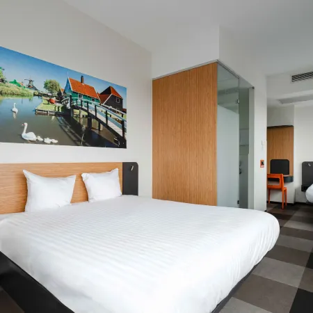 easyHotel Amsterdam Zaandam