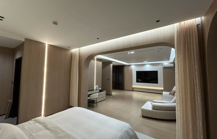 Heyue Hotel