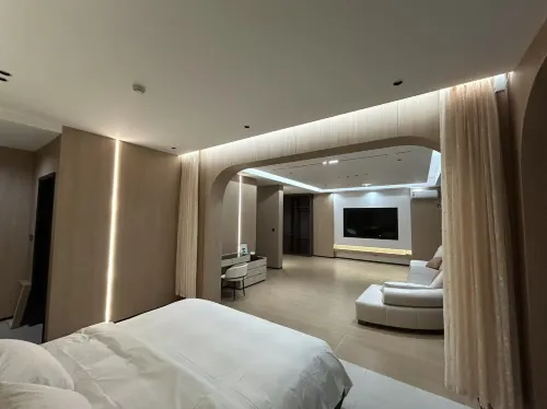 Heyue Hotel