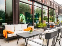 Novotel London West Hotels in der Nähe von Emery Walker Arts & Crafts house