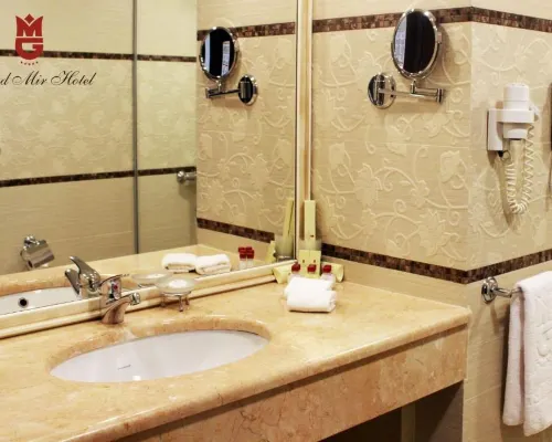 Grand Mir Hotel Zimmer Photos