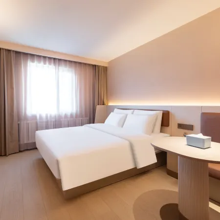 HanTing Hotel (Benxi Train Station)