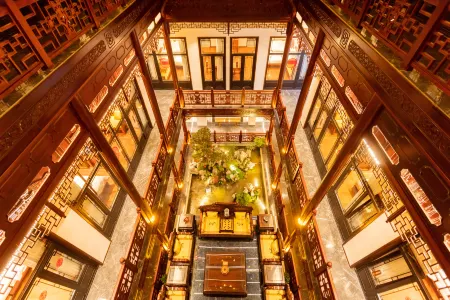 Yunzhong Chaoran Pavilion  (Huayan Temple Branch, Datong Ancient Town)