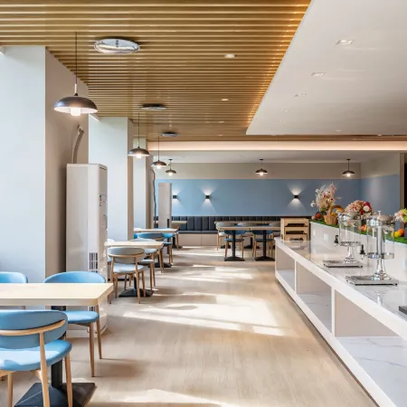 Comfort Inn Xiamen Haicang Bay Отели рядом с достопримечательностью «Мост Хай Кан»
