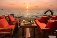 Seashells Phu Quoc Hotel & Spa - bar