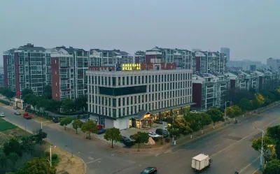 Jinjiang Dongnan Yijia Hotel Hotels near Dongping Temple