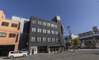 2. 오사카 포트 호..
