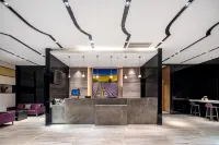 Lavande Hotels (Taixing Jiangping Road Yangguang Yipin) Hotels in Taixing