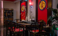 Jinbi Hall Hotel (Nanping Pedestrian Street Jinma Bijifang Branch) - Boutique