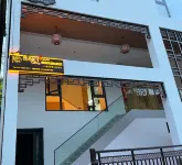 XiduXiaozhuMeisu (Huangling Xidu ·180 ° Mountain View Inn (Huangling Scenic Area Store) Area Store)