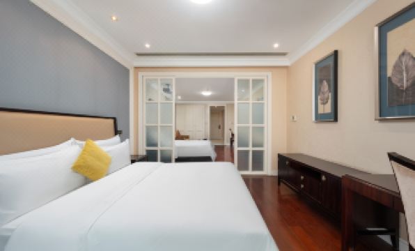 Yuntian Hotel (Jinan Olympic Sports Center)