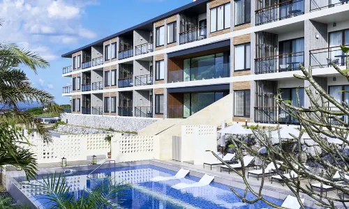 BATON SUITE OKINAWA KOURI Island
