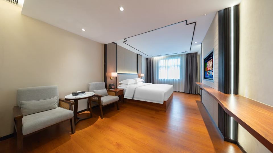 Dongdu Business Hotel (Shuidong Street)
