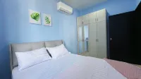 Putrajaya Setia Seraya Comfort Pool View Suite