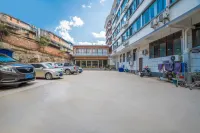 Changyi Hotel (Sunshine Yuecheng) - parking