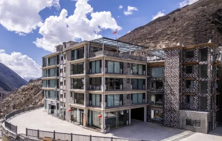Wangshan Xili Homestay (Siguniangshan Branch)