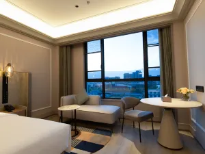 Mercure Hotel (Putuoshan Airport Zhujiajian Centipede Zhi Wharf)