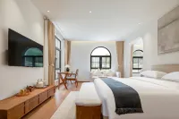 Floral Hotel·Xianning Residential Homestay Hotels in Zhashui