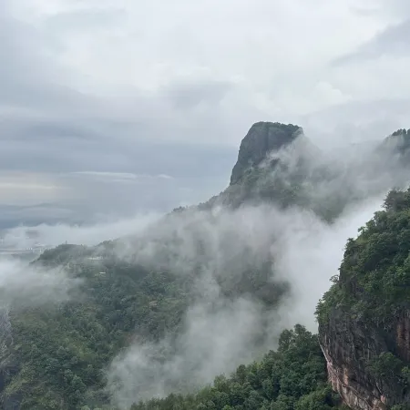 Nantai Wofoshan Cliff Cave Homestay