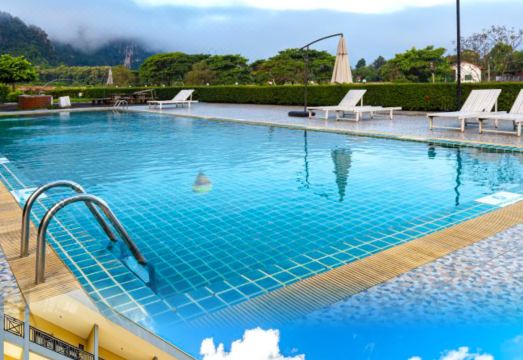 더 그랜드 리버사이드 호텔 방비엥