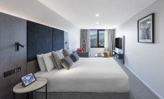 Deco Hotel Canberra
